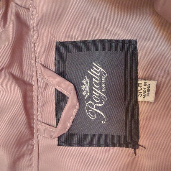 Royalty for Me Long Ski Vest - Picture 5 of 6